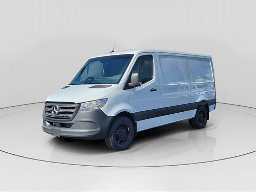2025 Mercedes-Benz Sprinter 2500 Standard Roof