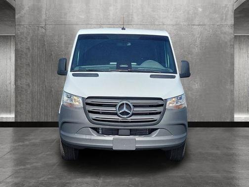 2025 Mercedes-Benz Sprinter 2500 Standard Roof