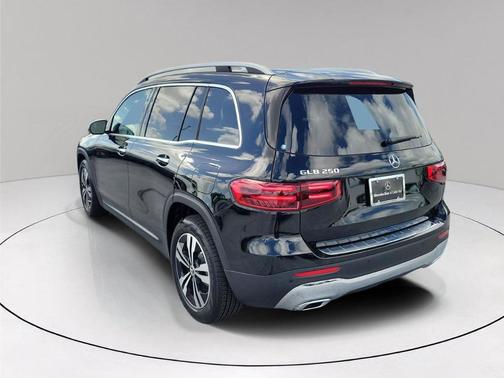 Black 2026 Mercedes-Benz GLB 250 Base