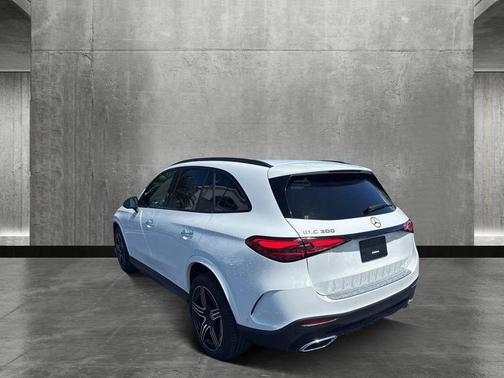 2024 Mercedes-Benz GLC 300 Base