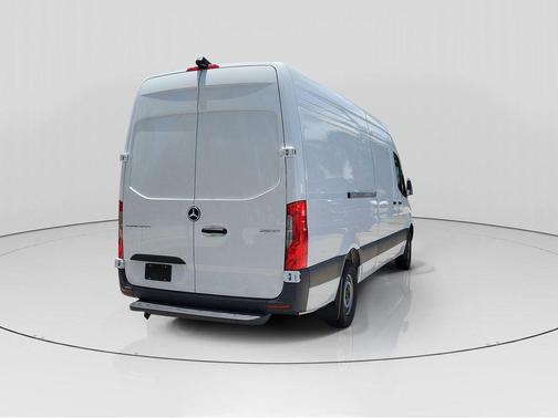 2025 Mercedes-Benz Sprinter 2500 High Roof