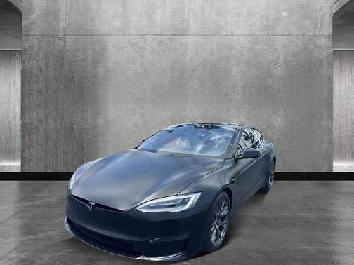 2022 Tesla Model S Base