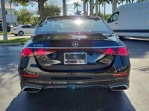 2026 Mercedes-Benz E-Class E 350
