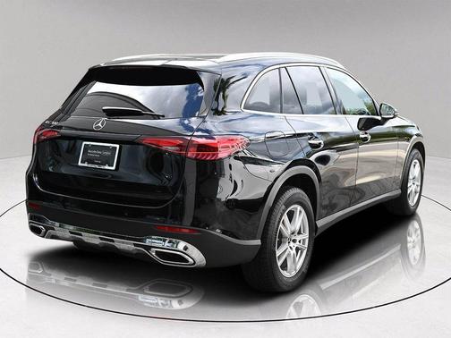 2025 Mercedes-Benz GLC 300 Base