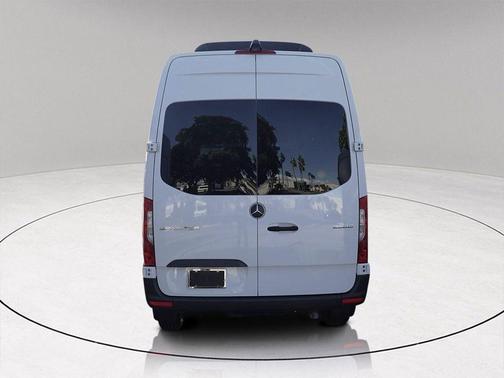 2024 Mercedes-Benz Sprinter 2500 144 WB Standard Roof Passenger