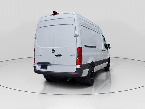 2025 Mercedes-Benz Sprinter 3500 144 WB Standard Roof Cargo
