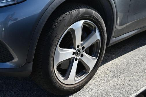 2019 Mercedes-Benz GLC 300 Base