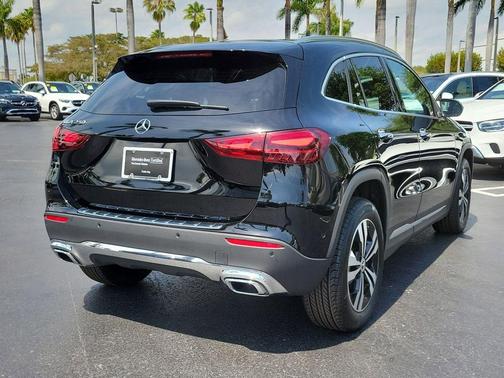 2025 Mercedes-Benz GLA 250 Base