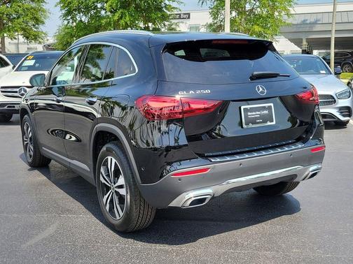 2025 Mercedes-Benz GLA 250 Base
