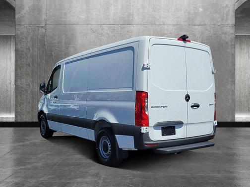 2025 Mercedes-Benz Sprinter 2500 Standard Roof
