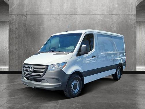 2025 Mercedes-Benz Sprinter 2500 Standard Roof