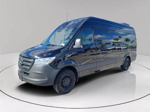 2024 Mercedes-Benz Sprinter 2500 High Roof