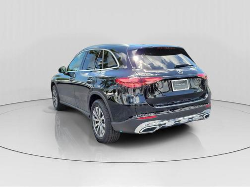2025 Mercedes-Benz GLC 300 Base