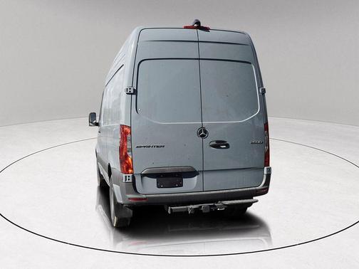 2025 Mercedes-Benz Sprinter 2500 Standard Roof