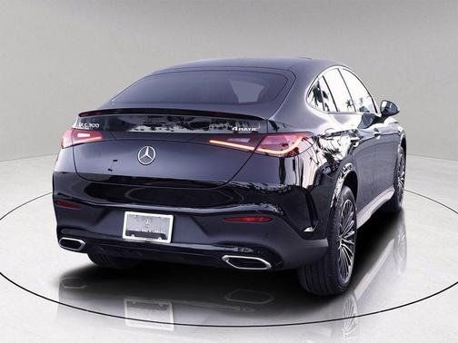 2026 Mercedes-Benz GLC 300 Base 4MATIC