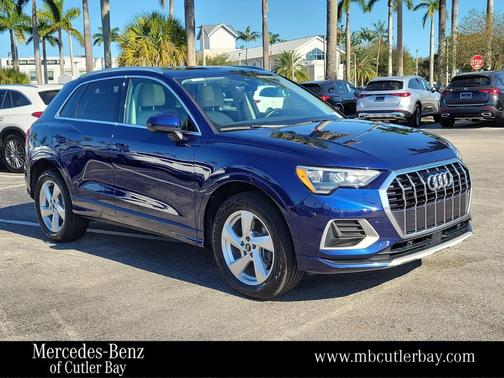 2022 Audi Q3 40 Premium