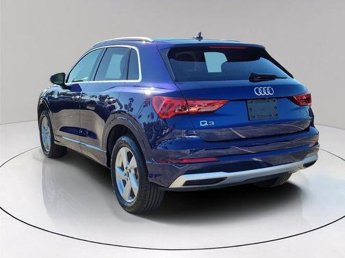 2022 Audi Q3 40 Premium
