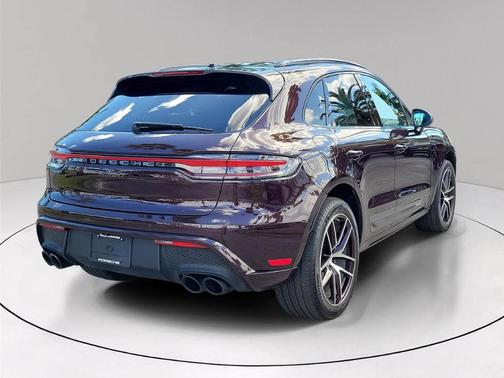 2023 Porsche Macan T