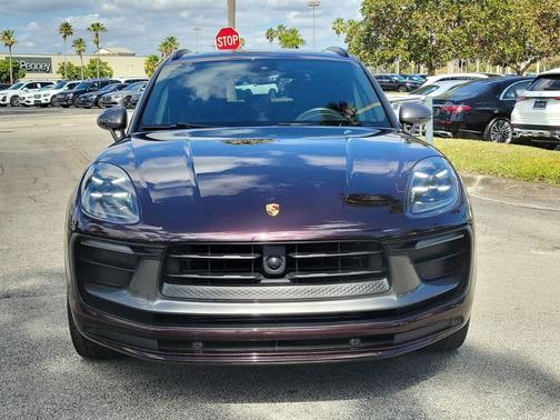 2023 Porsche Macan T