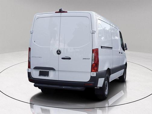 2026 Mercedes-Benz Sprinter 2500 144 WB