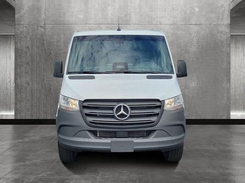 2025 Mercedes-Benz Sprinter 2500 Standard Roof