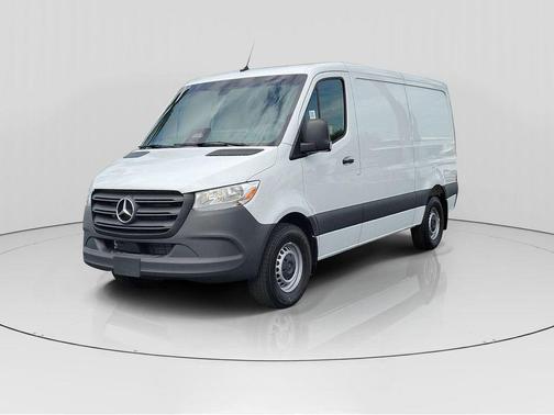 2025 Mercedes-Benz Sprinter 2500 Standard Roof
