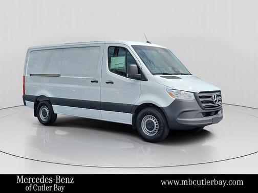2025 Mercedes-Benz Sprinter 2500 Standard Roof