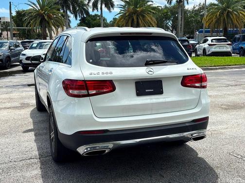 2016 Mercedes-Benz GLC-Class GLC 300 4MATIC