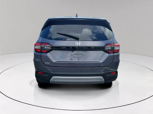 2023 Honda Pilot EX-L 8-Passenger