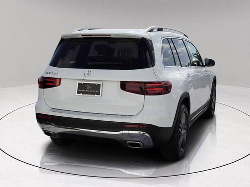 2026 Mercedes-Benz GLB 250 Base