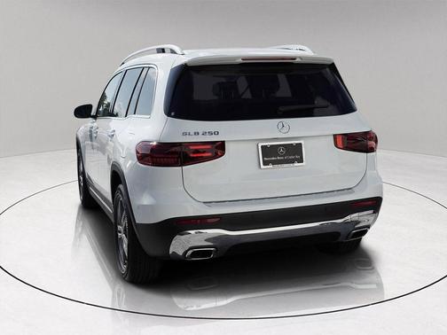 2026 Mercedes-Benz GLB 250 Base