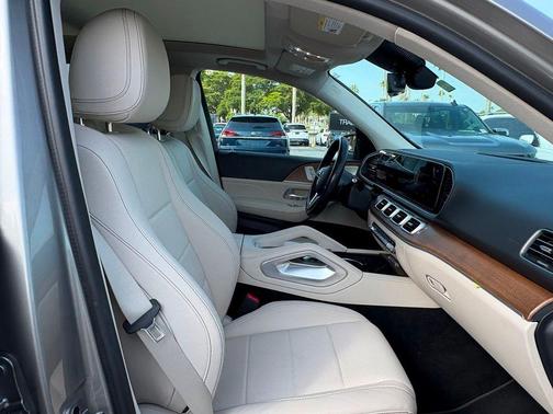 2022 Mercedes-Benz GLE 350 Base 4MATIC