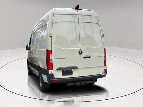 2025 Mercedes-Benz Sprinter 2500 Standard Roof