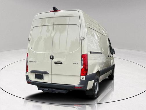 2025 Mercedes-Benz Sprinter 2500 Standard Roof