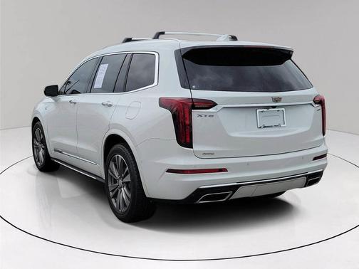2021 Cadillac XT6 Premium Luxury FWD