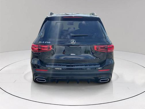 Midnight Black 2024 Mercedes-Benz GLB 250 Base