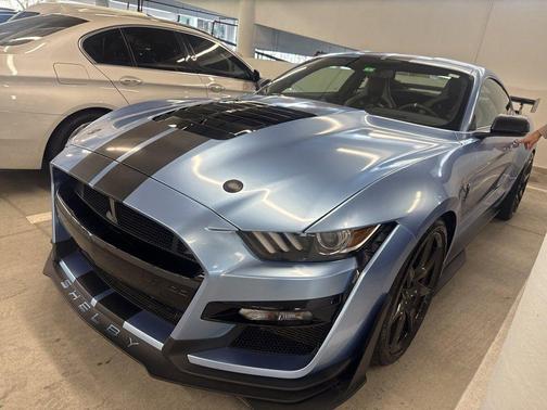 2022 Ford Shelby GT500 Base