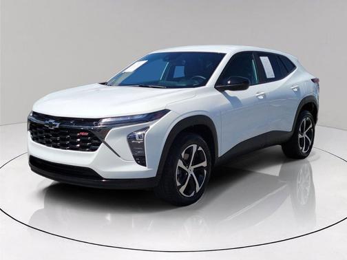 Summit White 2024 Chevrolet Trax 1RS