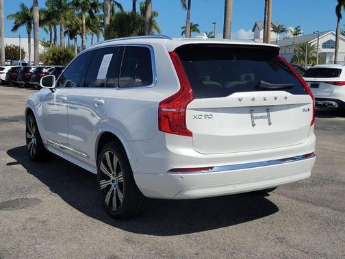 2023 Volvo XC90 B6 Ultimate 7-Seater