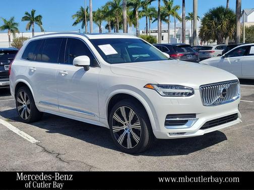 2023 Volvo XC90 B6 Ultimate 7-Seater