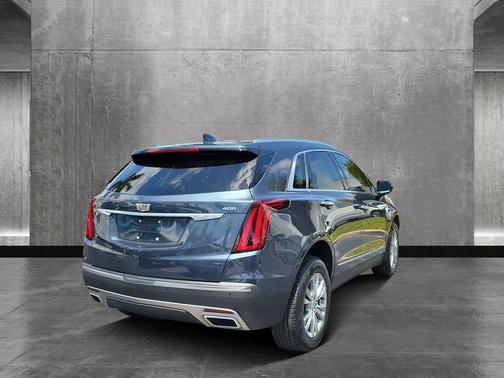 2020 Cadillac XT5 Premium Luxury