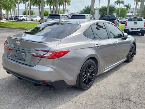 Metal 2025 Toyota Camry SE
