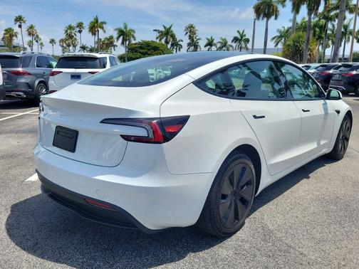White 2024 Tesla Model 3 Base