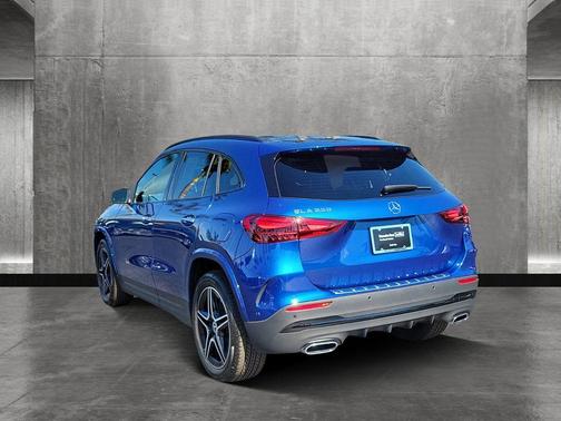 2025 Mercedes-Benz GLA 250 Base
