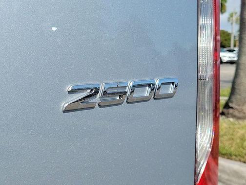 2025 Mercedes-Benz Sprinter 2500 144 WB Standard Roof Passenger