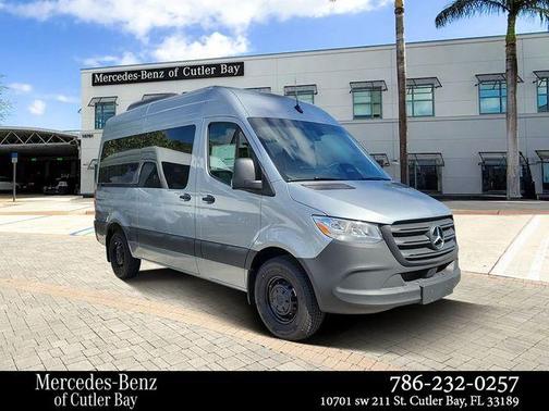2025 Mercedes-Benz Sprinter 2500 144 WB Standard Roof Passenger