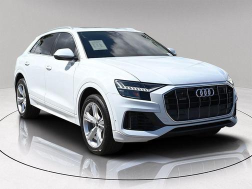 2023 Audi Q8 55 Premium Plus
