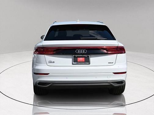2023 Audi Q8 55 Premium Plus