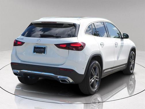 2025 Mercedes-Benz GLA 250 Base