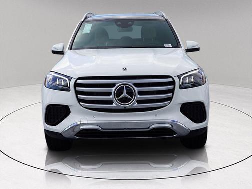 2026 Mercedes-Benz GLS 450 